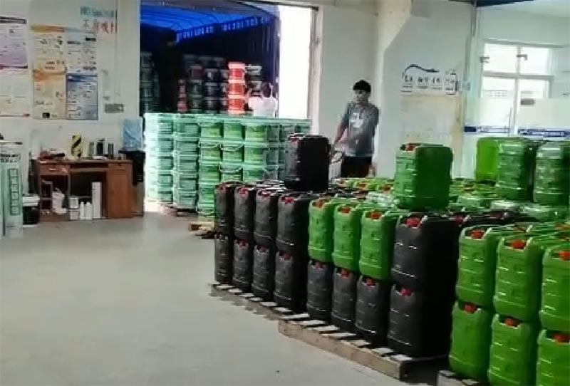 你知道如何选择适合自己建筑的防水涂料吗